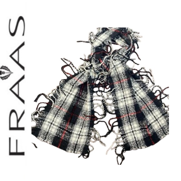 Plaid Fringe Scarf V. Fraas - Picture 1 of 13